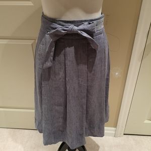 Pleated linen skirt